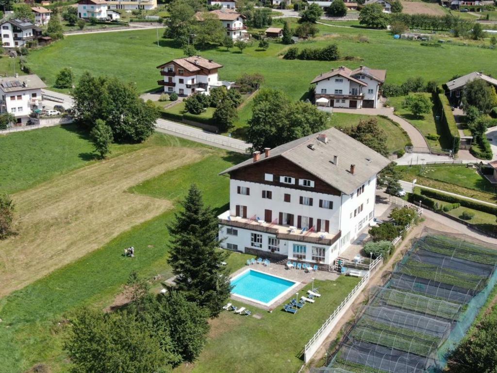 Hotel Due Pini Baselga di Pinè Екстериор снимка